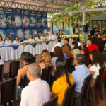 UNASA celebra el Día del Estudiante, premia el esfuerzo y talento académico