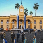 16 centros educativos participarán en el desfile del 15 de septiembre en Santa Ana Centro