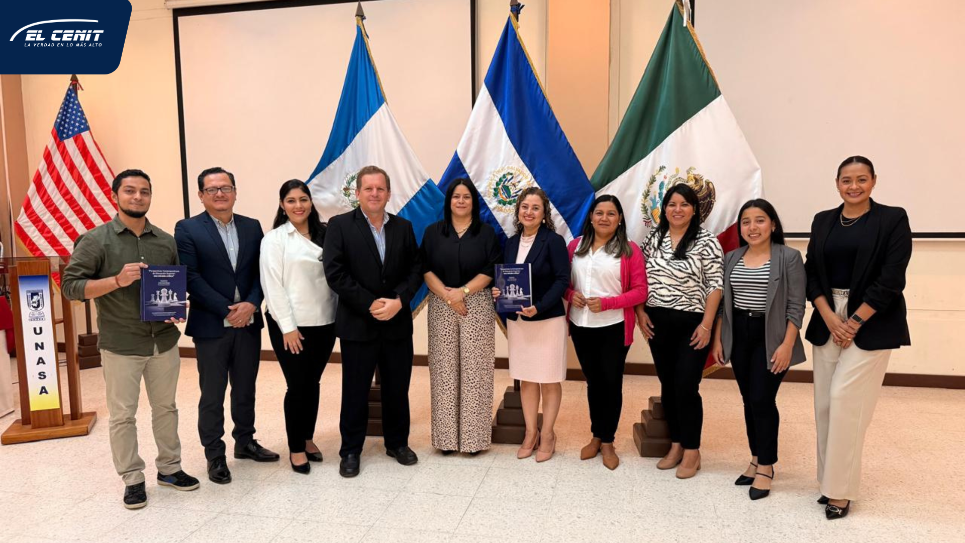 Académicos de El Salvador, México y Guatemala presentan obra conjunta sobre educación superior