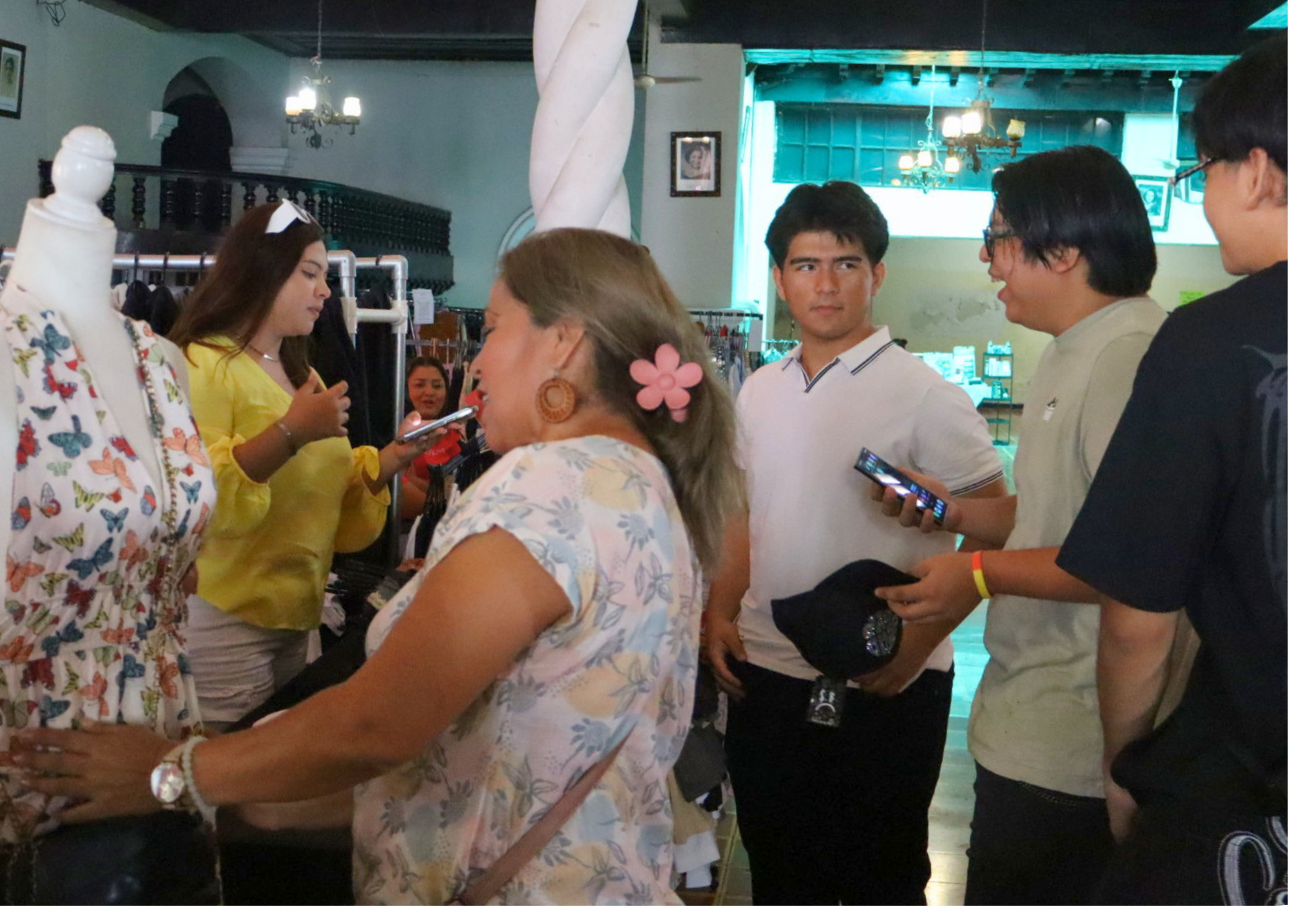Enigmarket reúne a 35 emprendedores durante las Fiestas Julias para impulsar el comercio local