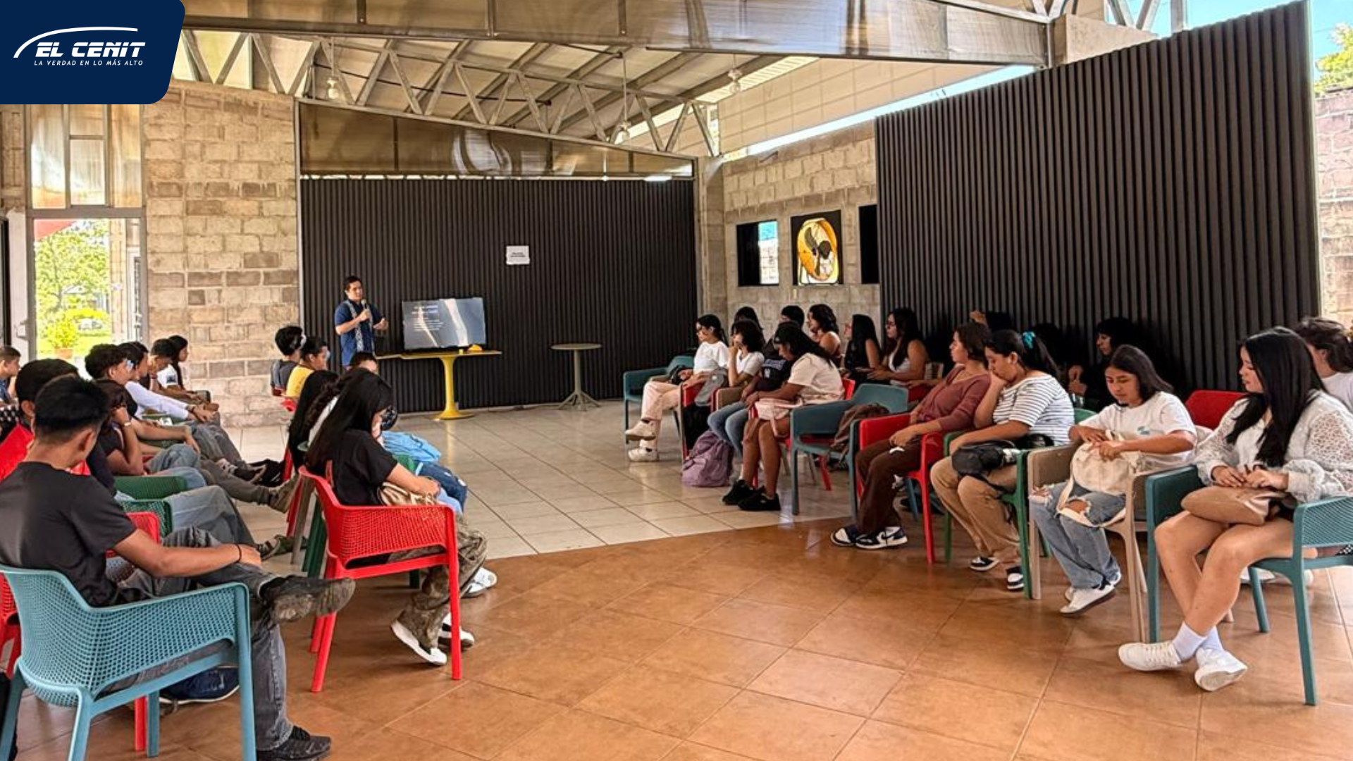 Leadership Lab inspira a jóvenes a construir su proyecto de vida a través del liderazgo y los sueños