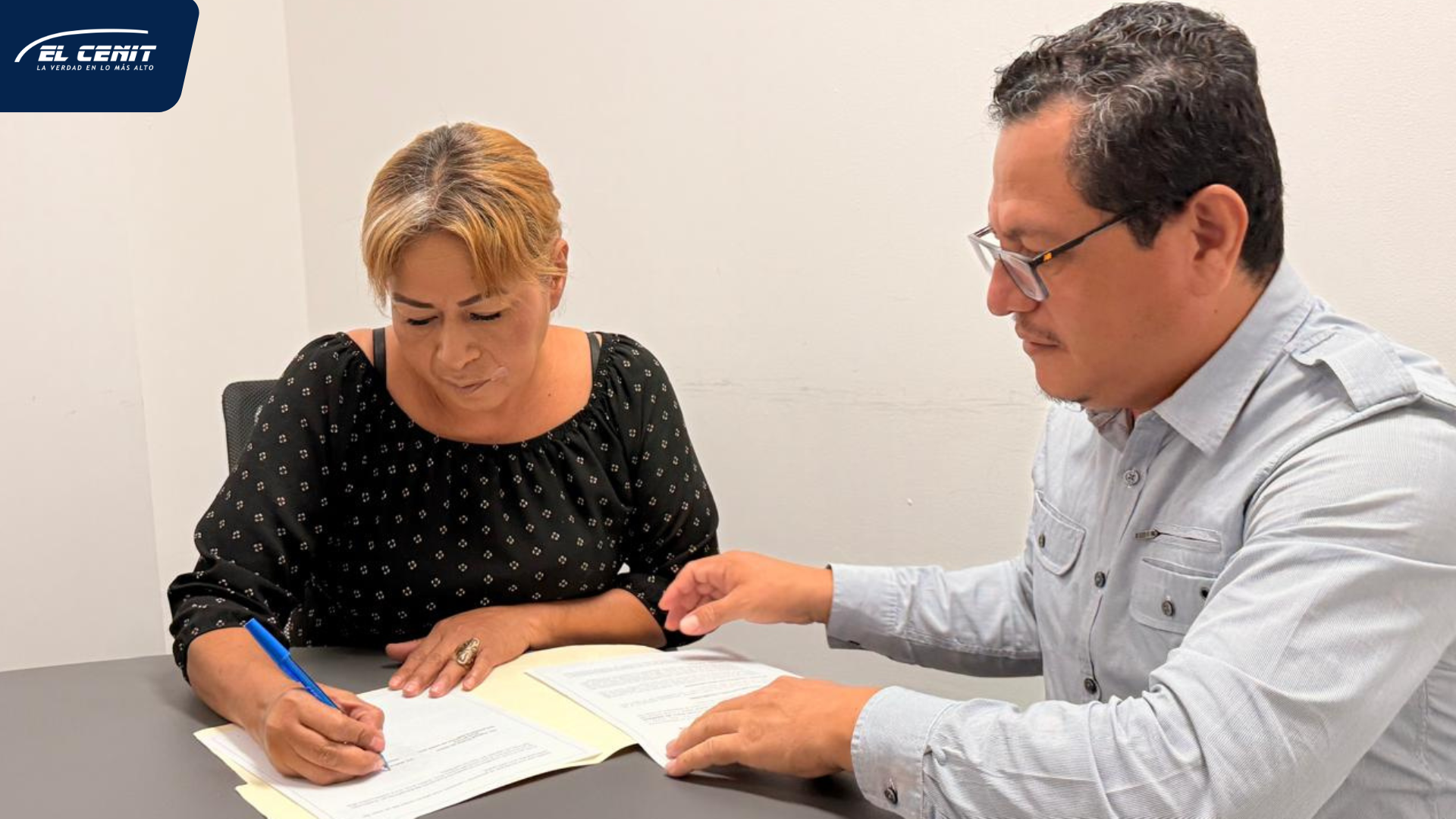 UNASA y torneo la Panadés suscriben convenio para el uso de cancha deportiva