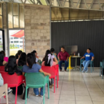 Emprendedor santaneco comparte su experiencia con participantes de Leadership Lab en UNASA